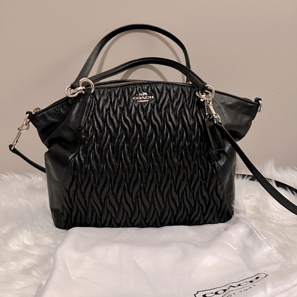 Coach Kelsey Black Medium Gathered Twist Satchel - Picture 1 of 6